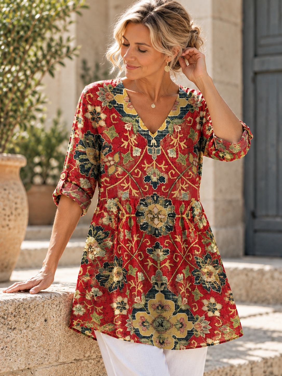 Amoura | Long Blouse with V-Neck